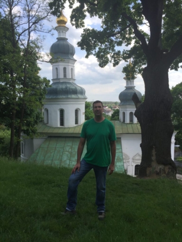 chernihiv anthony caves church